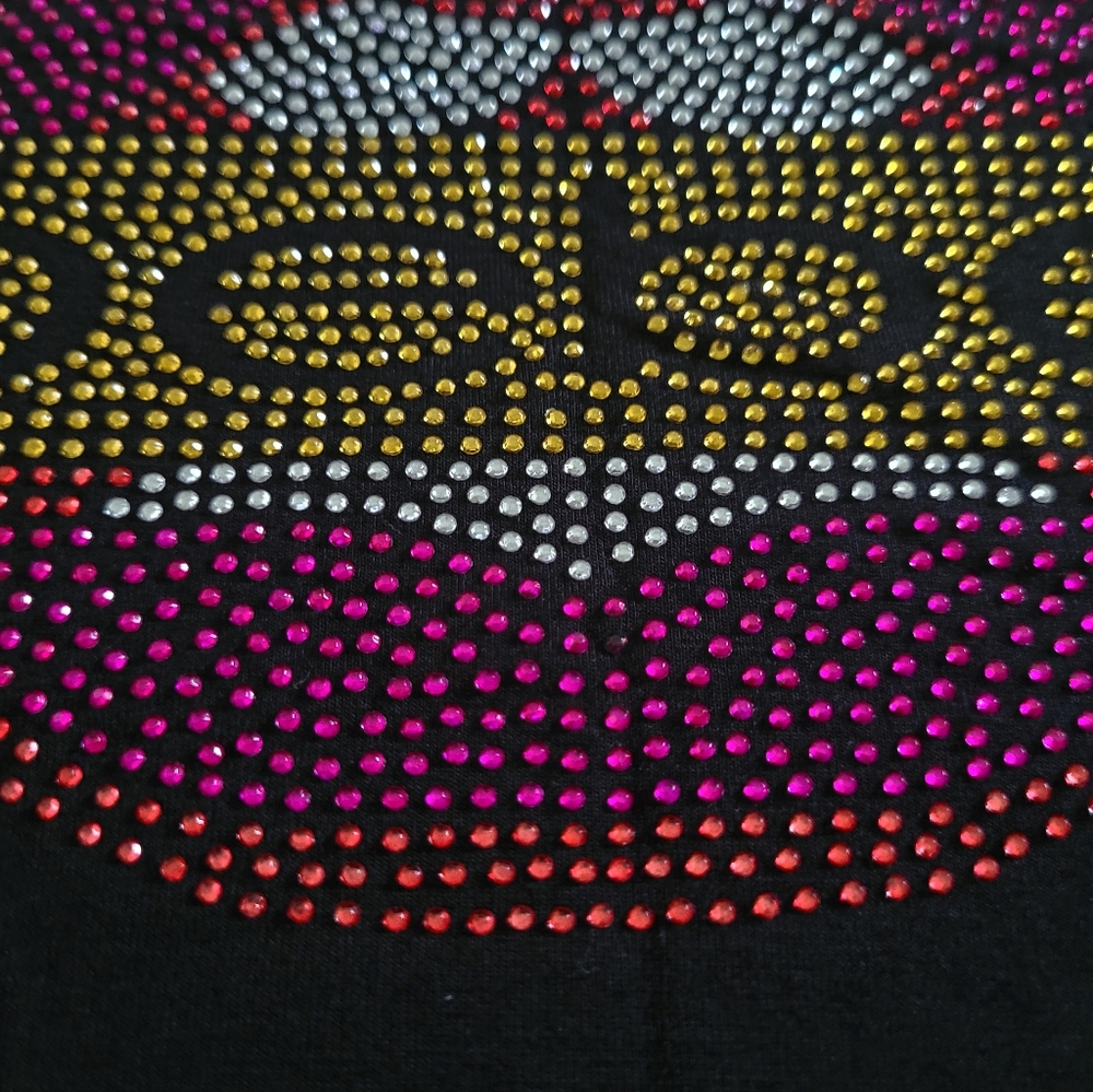 bebe Mouth👄 Grasping "bebe" Banner Top - NWT - Picture 10 of 16